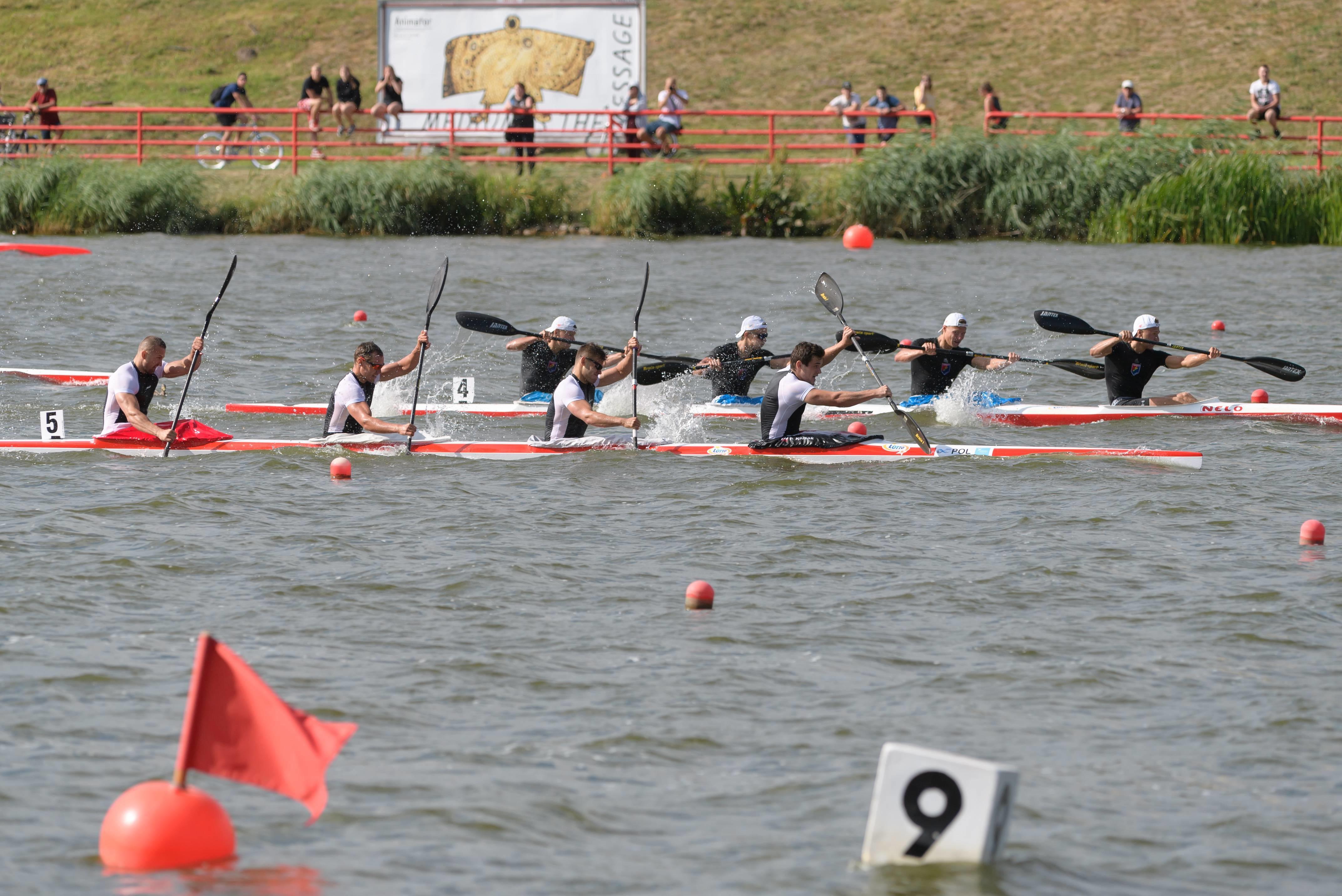 Aleksander Kitewski i Norman Zezula młodzieżowymi mistrzami świata w C2