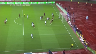 #dziejesiewsporcie Co on zrobił?! Na tę bramkę można patrzeć i patrzeć