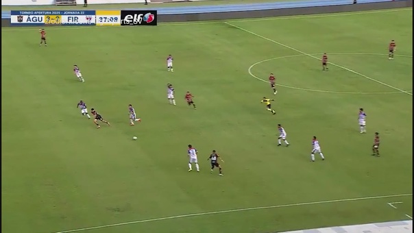 #dziejesiewsporcie: Huknął nie do obrony. Asysta piętą skradła show