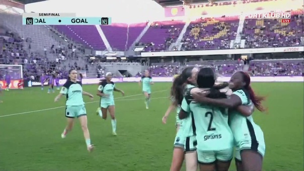 Nikt choćby nie drgnął. Przez tę bramkę nie obronią tytułu!