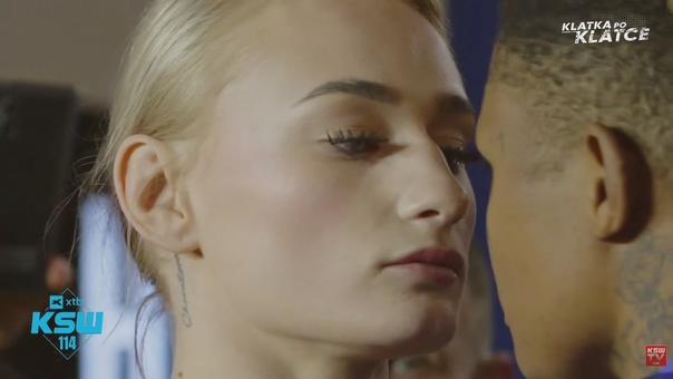 Sceny podczas ważenia przed galą XTB KSW 114. Polka spojrzała rywalce głęboko w oczy