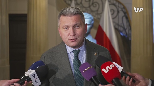 "Decyzja nie zostanie zmieniona". Piesiewicz pod spotkaniu u ministra sportu