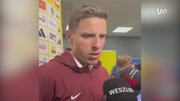 Bednarek uderza w sędziego. 