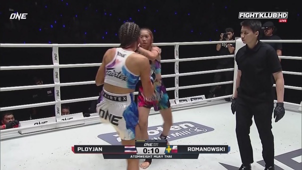 Polka stoczyła krwawą bitwę w Bangkoku. Decydowali sędziowie