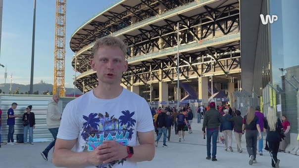 Sceny pod Camp Nou. Polacy tłumnie pożegnali Lewandowskiego