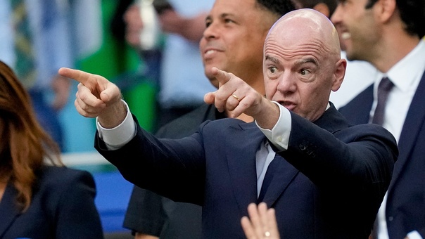 64 zespoły na MŚ? "To nieuniknione. Pieniądze rządzą światem"