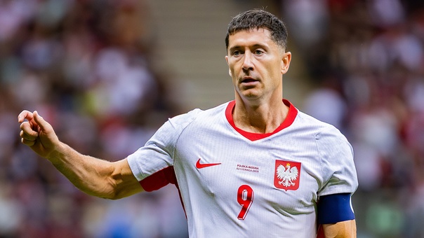 Reprezentacja bez "Lewego"? "Dystans nie sprzyja"