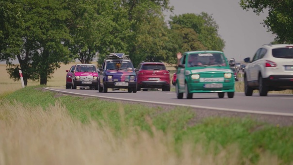 Two weeks driving Fiat 126p "Maluchs" across Europe – 2 million zloty raised for charity