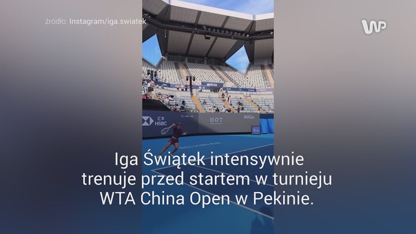 #dziejesiewsporcie. W Chinach ją kochają. Zobacz, co działo się na treningu Świątek